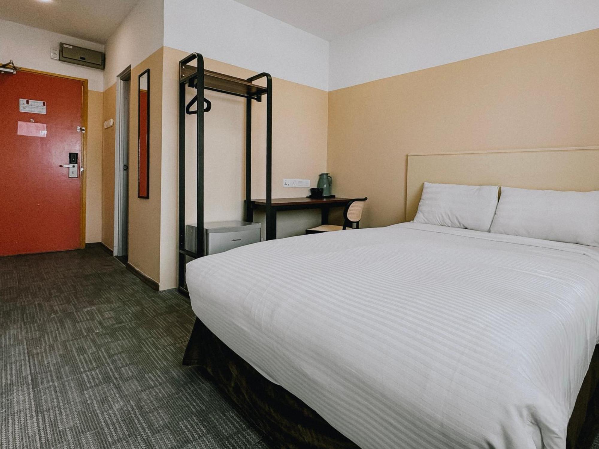The Concept Hotel Melaka City Экстерьер фото