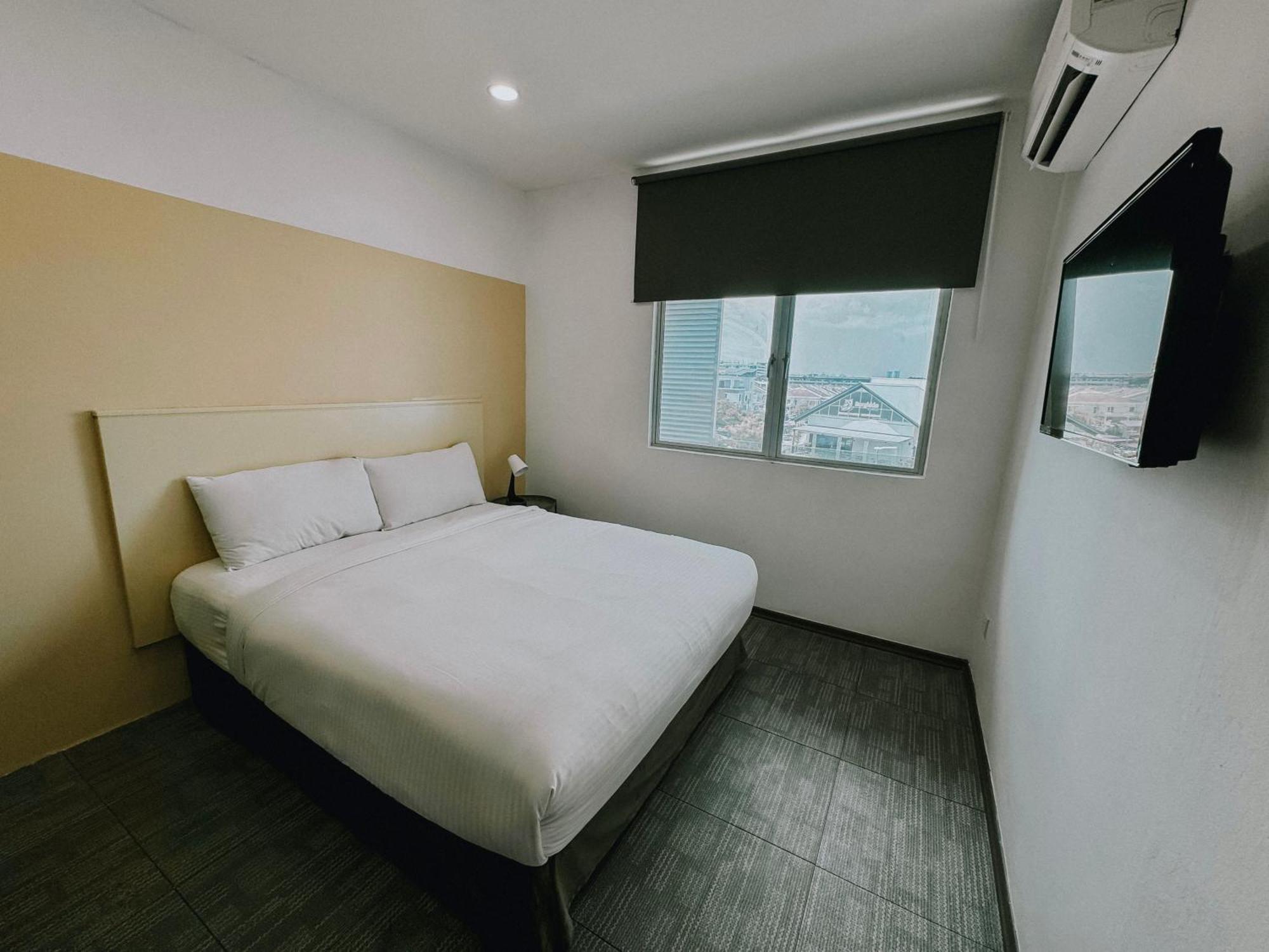 The Concept Hotel Melaka City Экстерьер фото